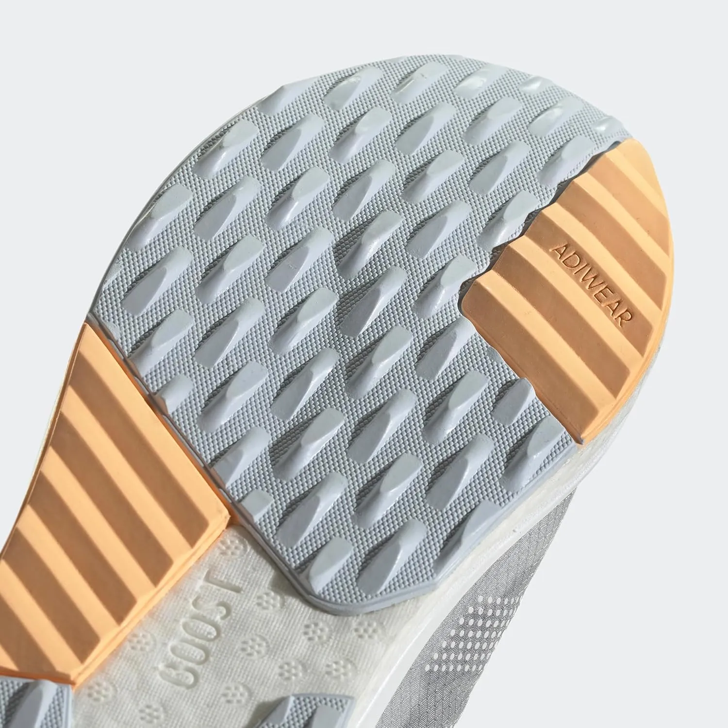 adidas Unisex-Adult Avery Running Shoe