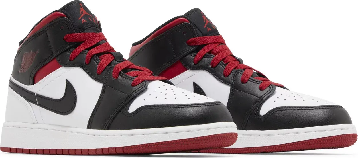 Air Jordan 1 Mid 'Gym Red Black Toe'