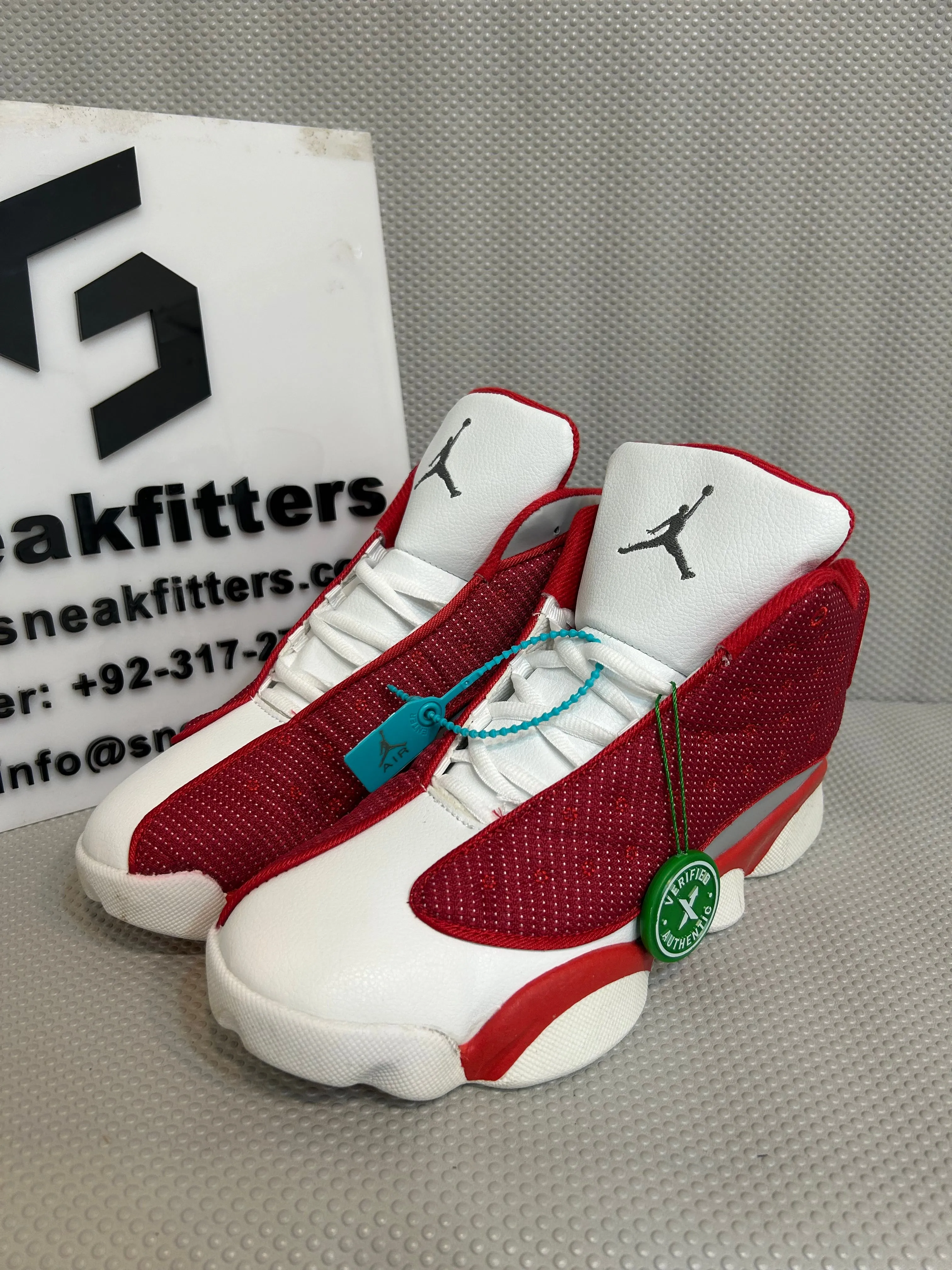 AR JDN 13 - Retro Gym - Red Flint Grey