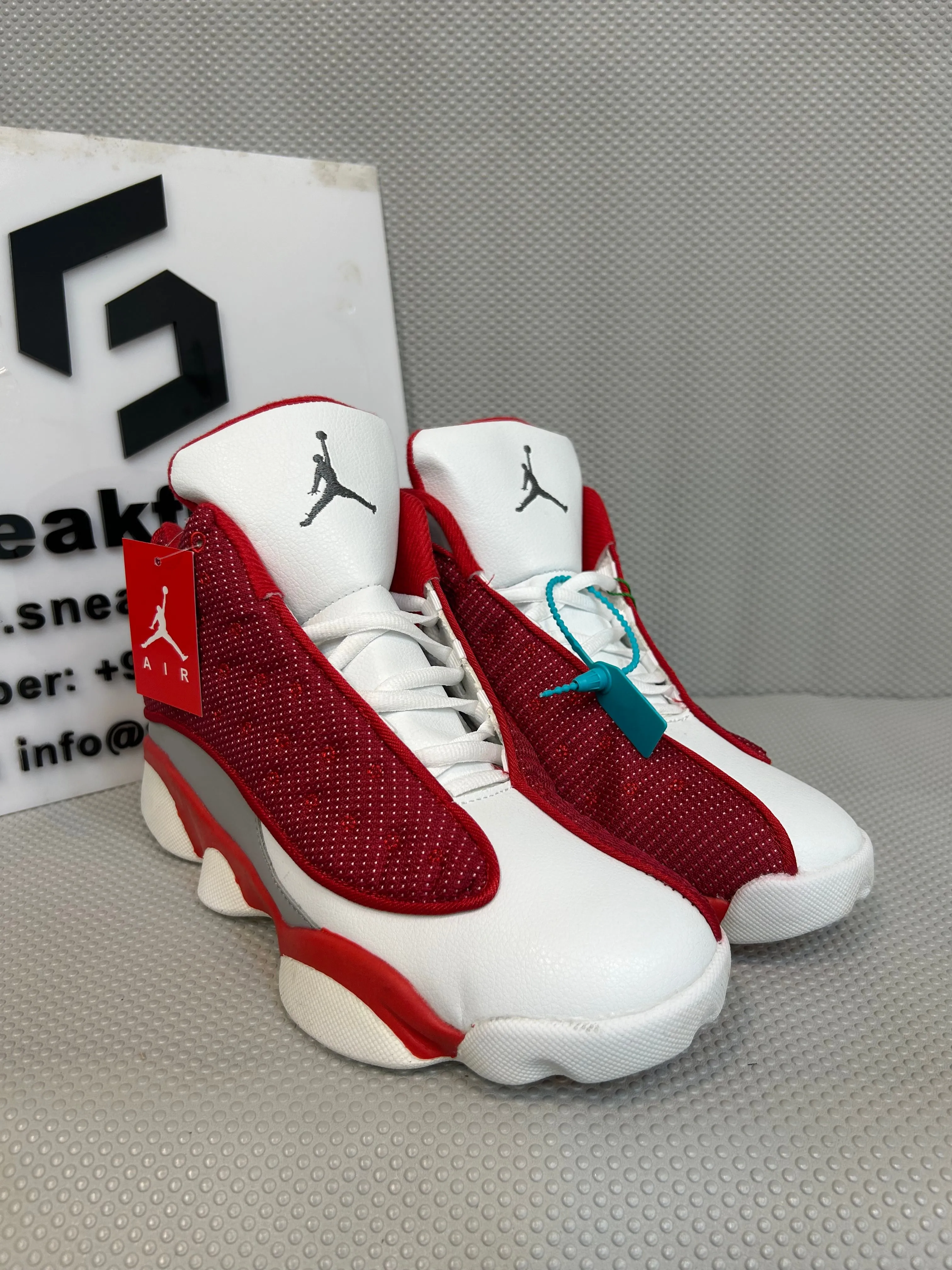 AR JDN 13 - Retro Gym - Red Flint Grey