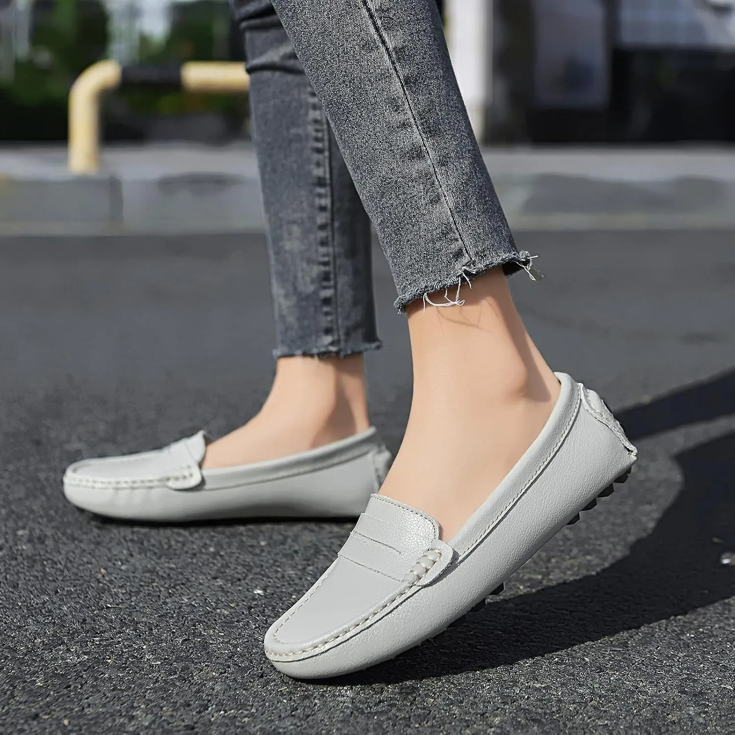 Artisure Women's Classic Comfort Leather Penny Loafers Casual Slip-Ons Lightweight Walking Flats Driving Mocs Boat Shoes