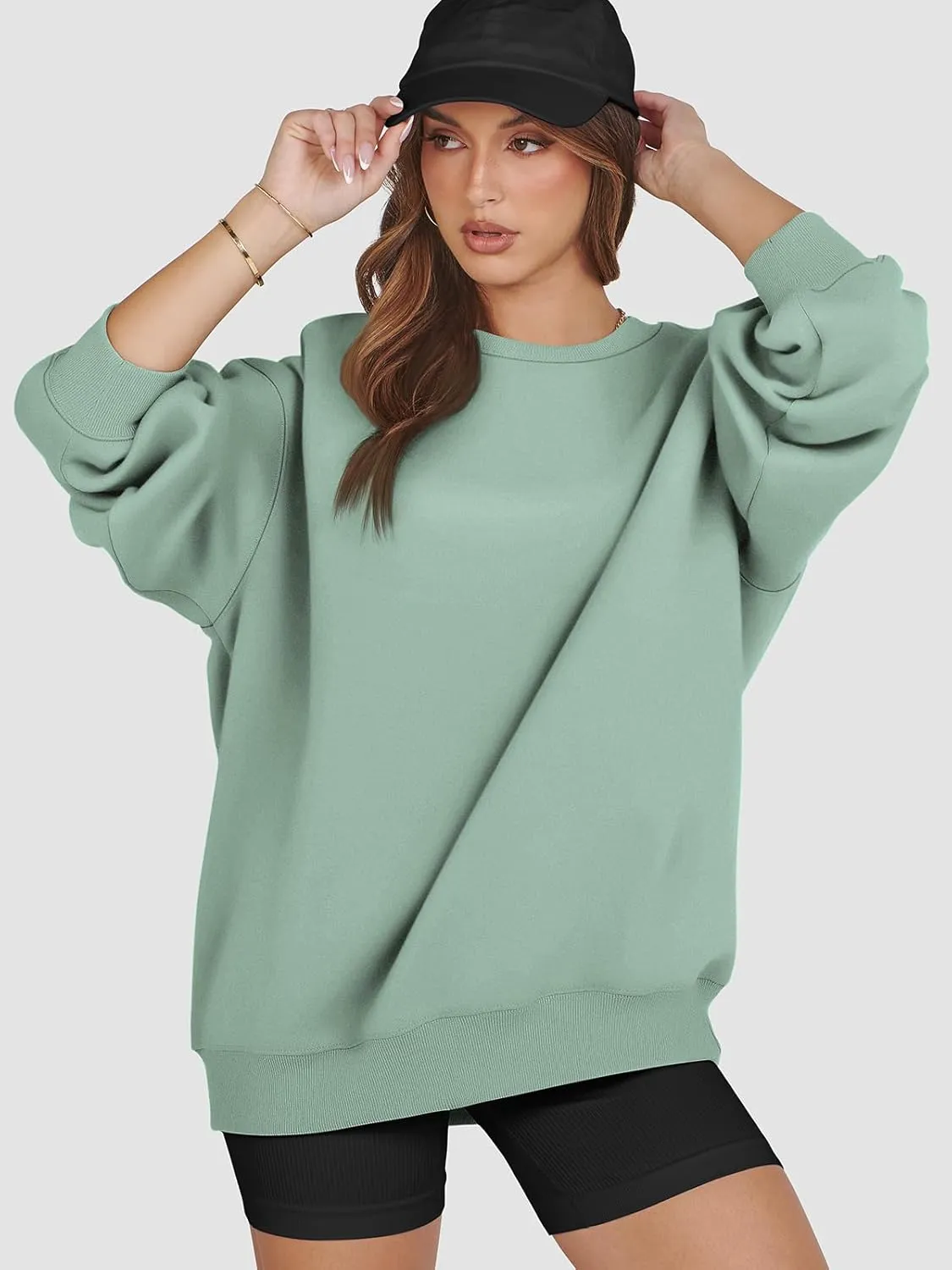 ATHMILE Oversized Sweatshirt for Women Crewneck Fleece Long Sleeve Pullover Hoodies Tops Fall Fashion Outfits Clothes 2025