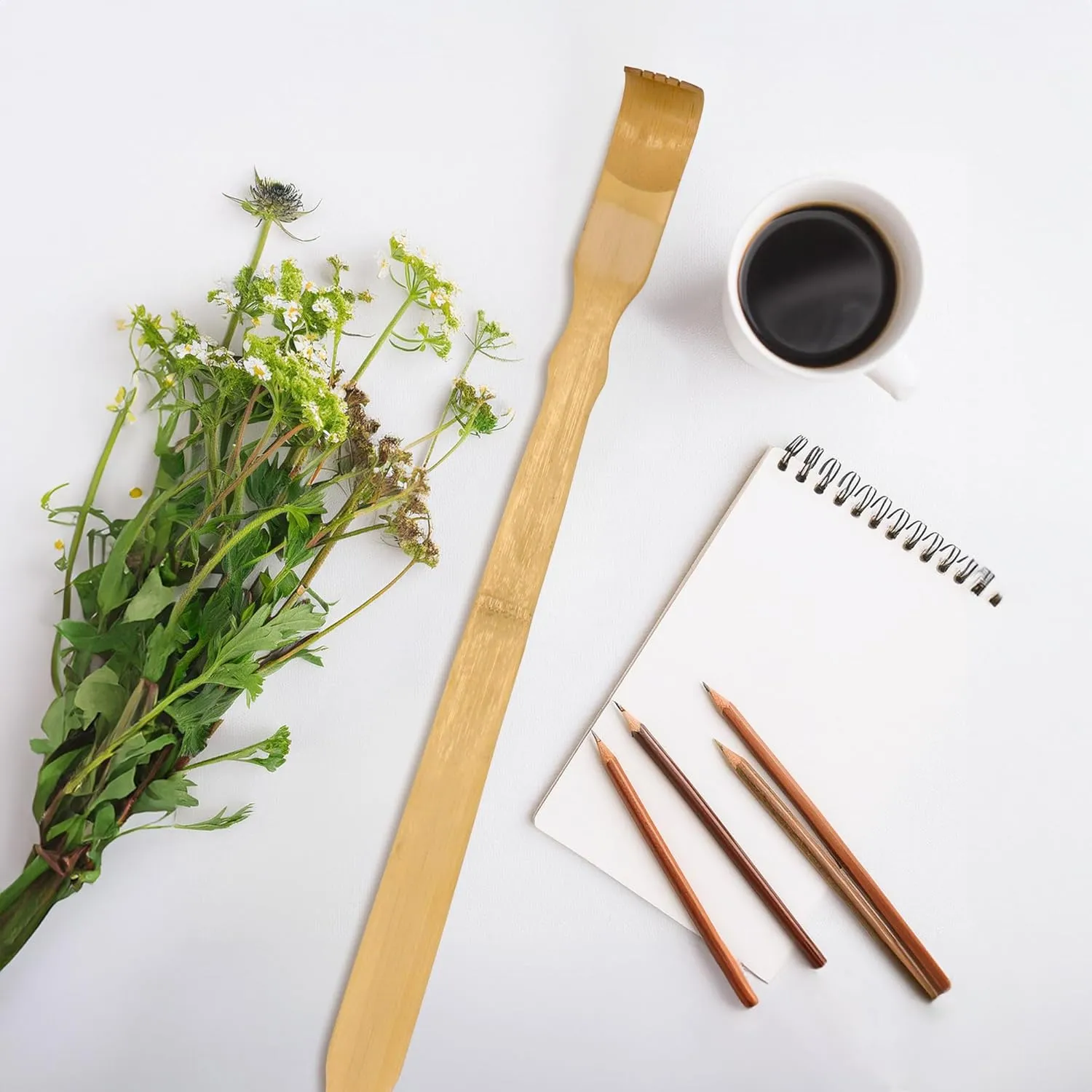BambooMN 50 Pieces 25 Inch Extra Long Bamboo BackScratcher Shoehorn Plus Travel Size Back Scratcher