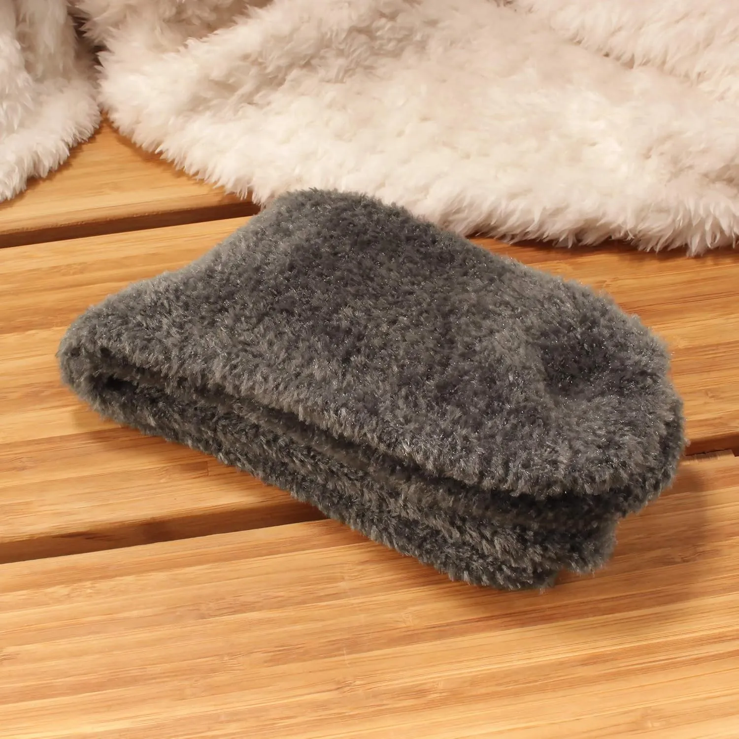 BambooMN Men's Super Comfy Soft Warm Fuzzy Socks - 4 Pair Value Packs