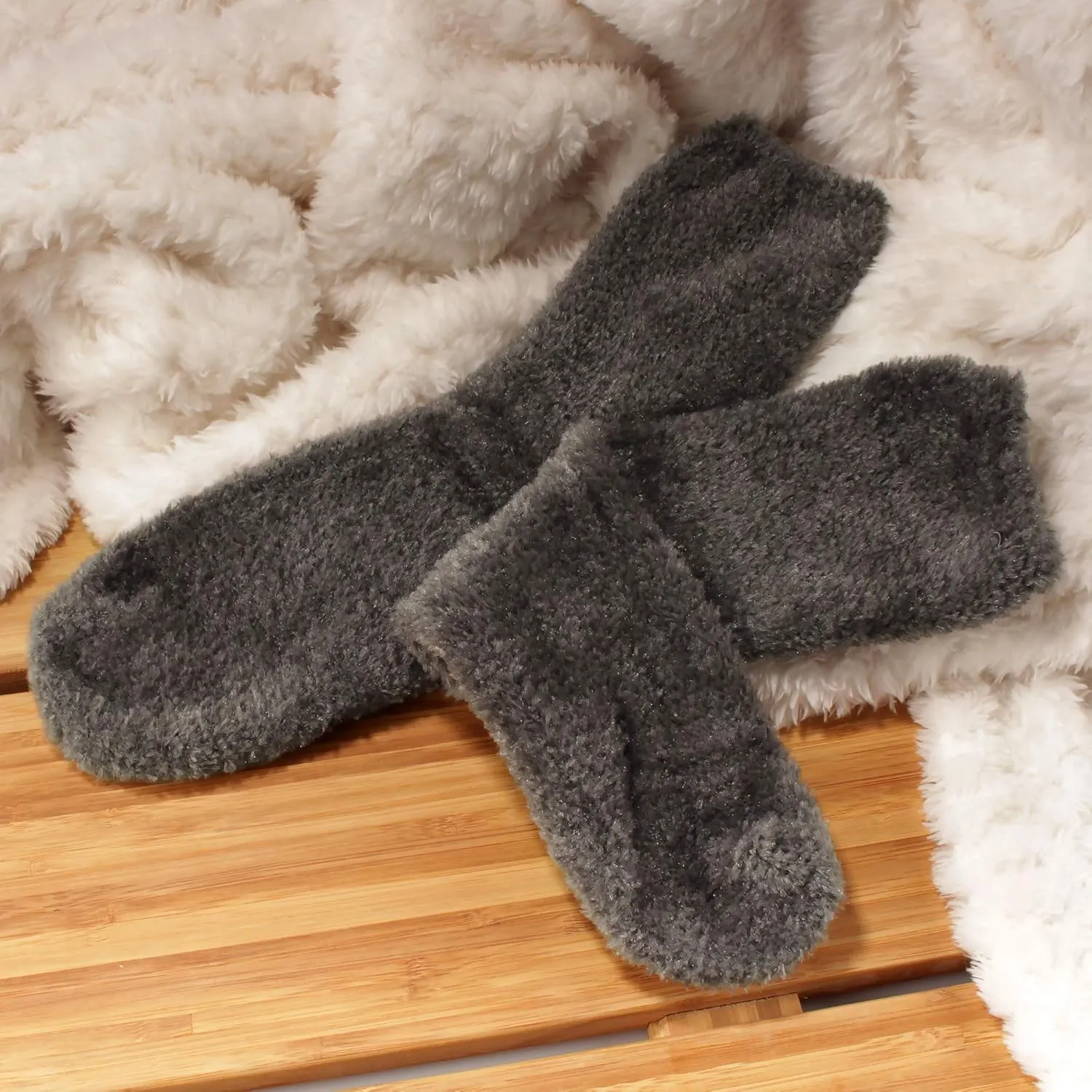 BambooMN Men's Super Comfy Soft Warm Fuzzy Socks - 4 Pair Value Packs