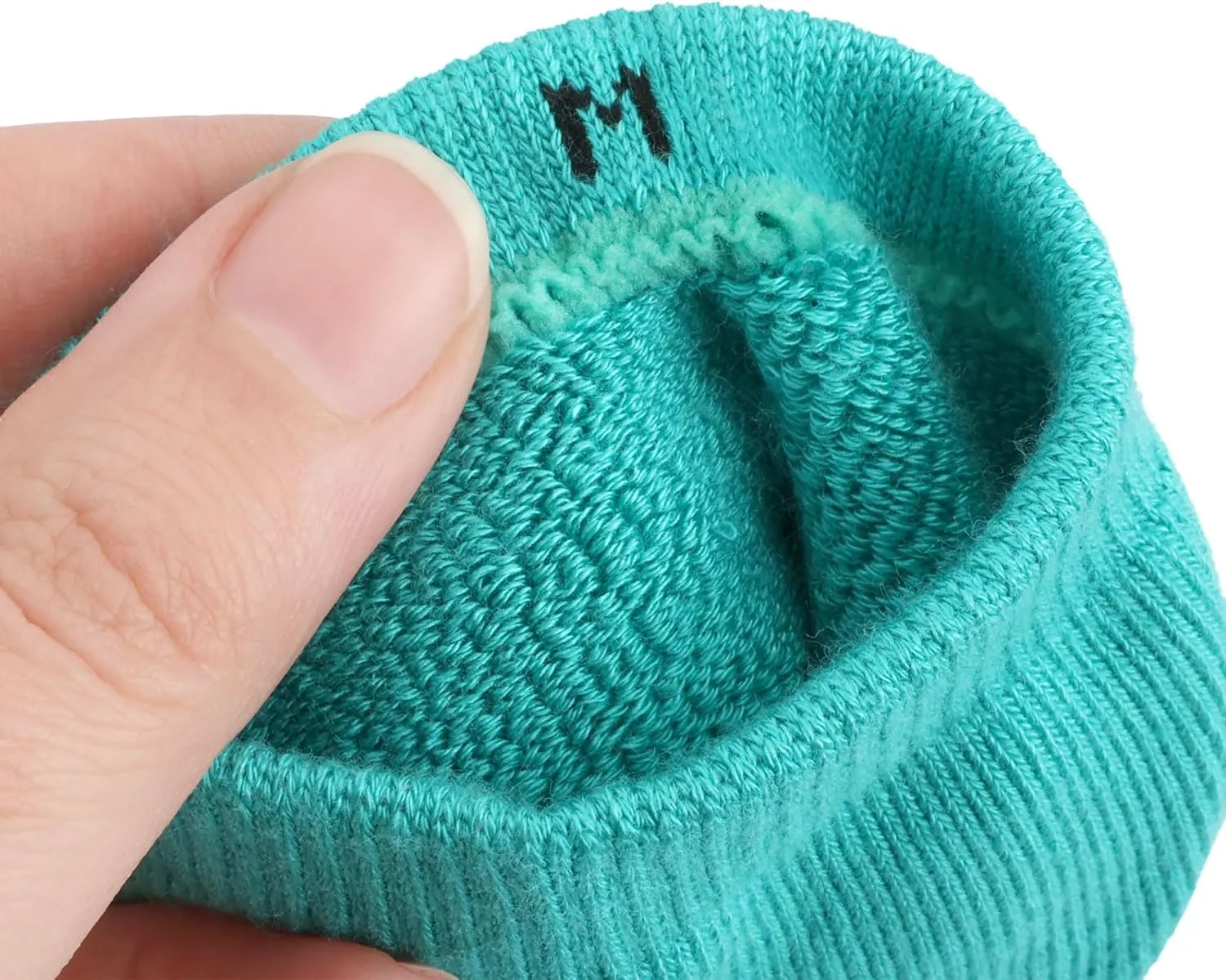 BambooMN Unisex's Rayon from Bamboo Athletic Quarter Crew Sock for Home Travel Work and Sport