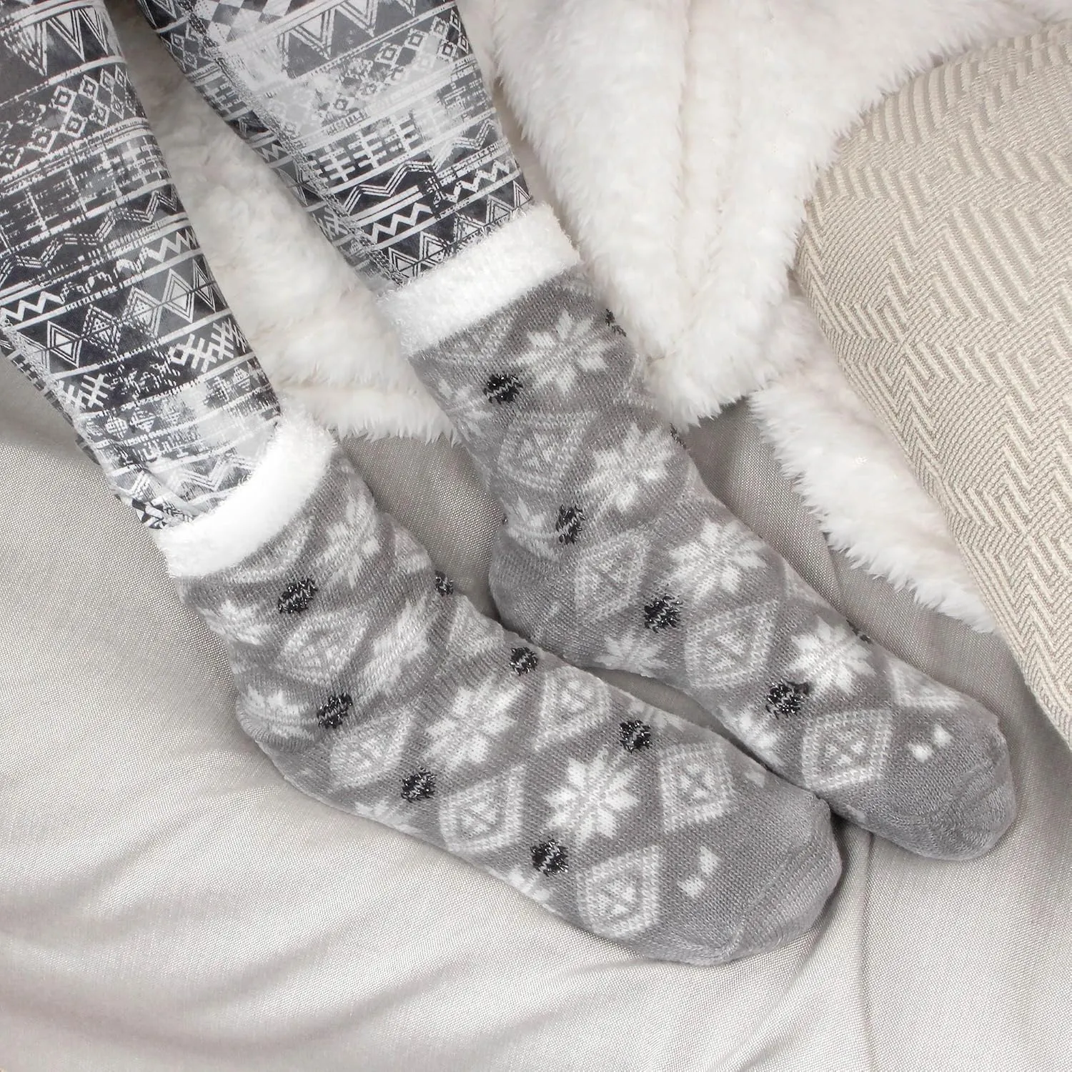 BambooMN Women's Thick Vintage Pattern Cabin Crew Socks