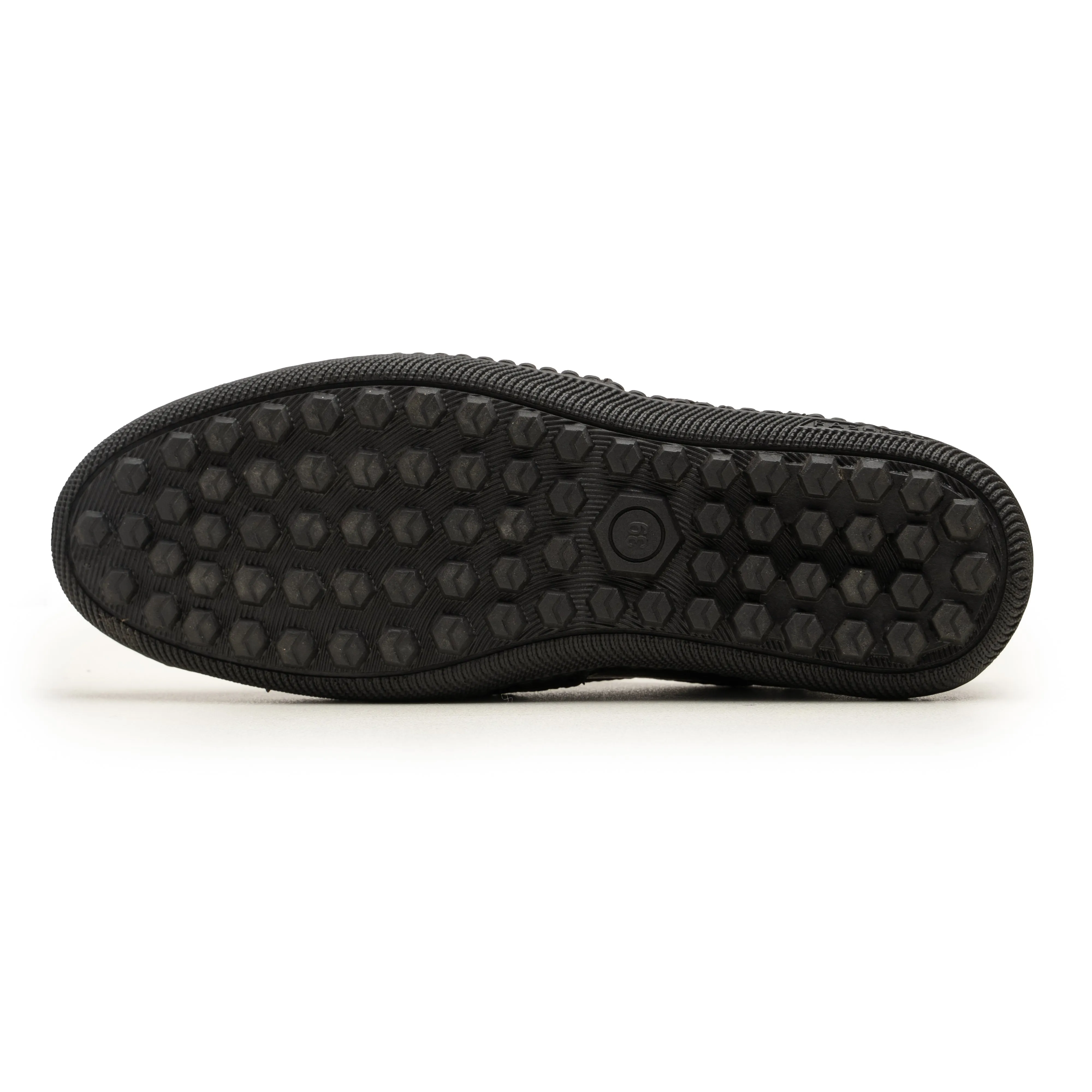 Black Comfy