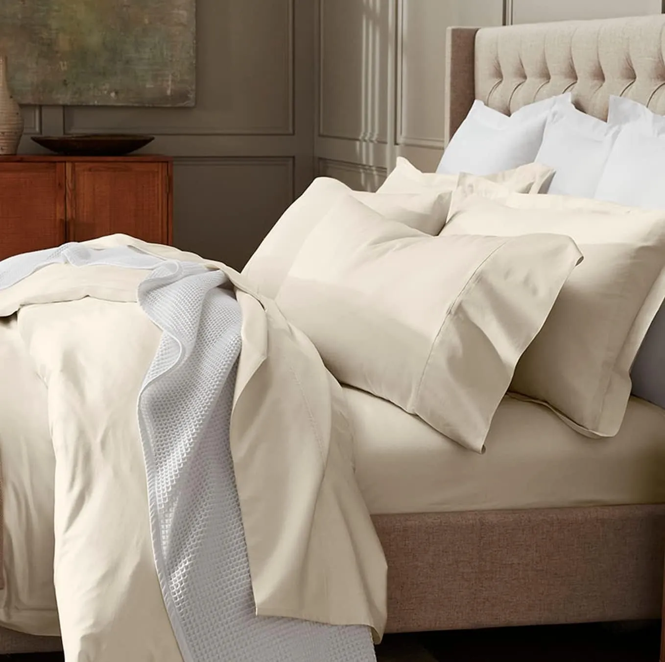 BOLL & BRANCH Signature Hemmed Sheet Set - Full, Natural - Luxury 100% Organic Cotton - 1 Flat Sheet, 1 Fitted Sheet, 2 Pillowcases - Buttery Soft