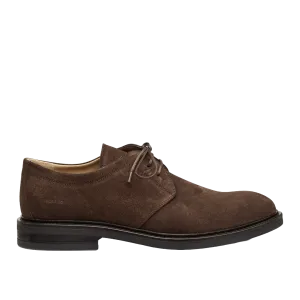 Classic lace-up shoe