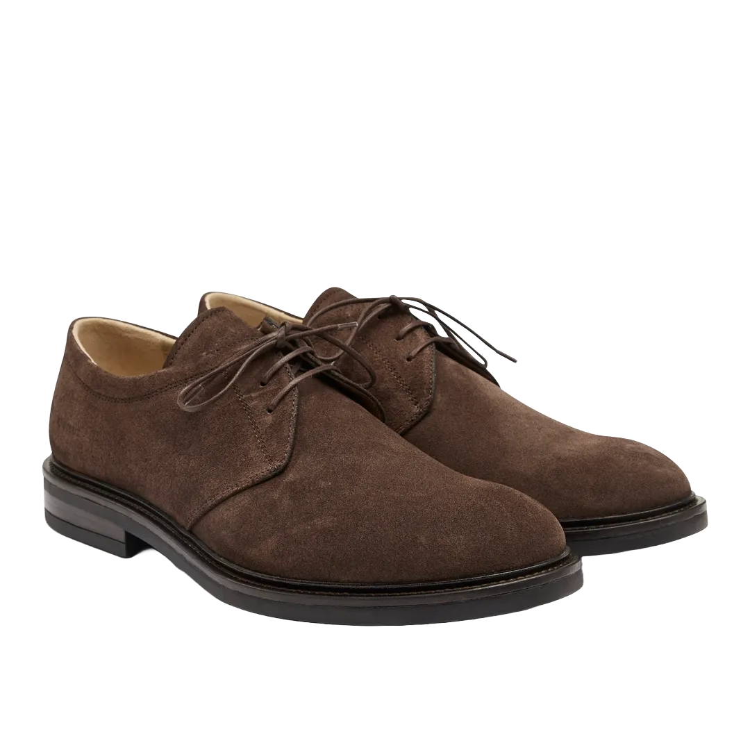 Classic lace-up shoe