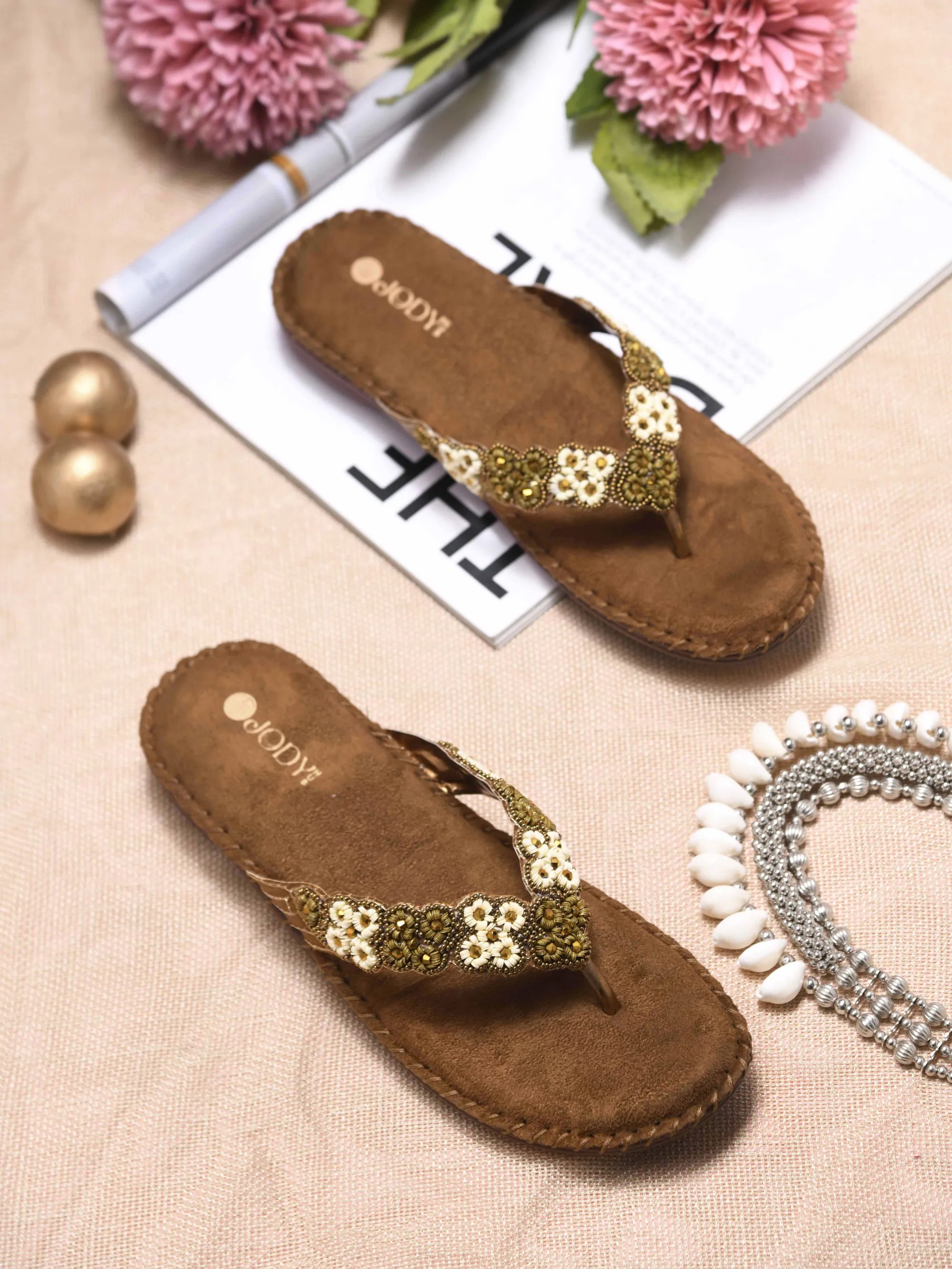 Comfy Beaded Doctor Flat Slipper