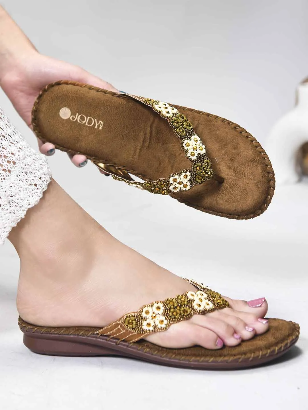 Comfy Beaded Doctor Flat Slipper