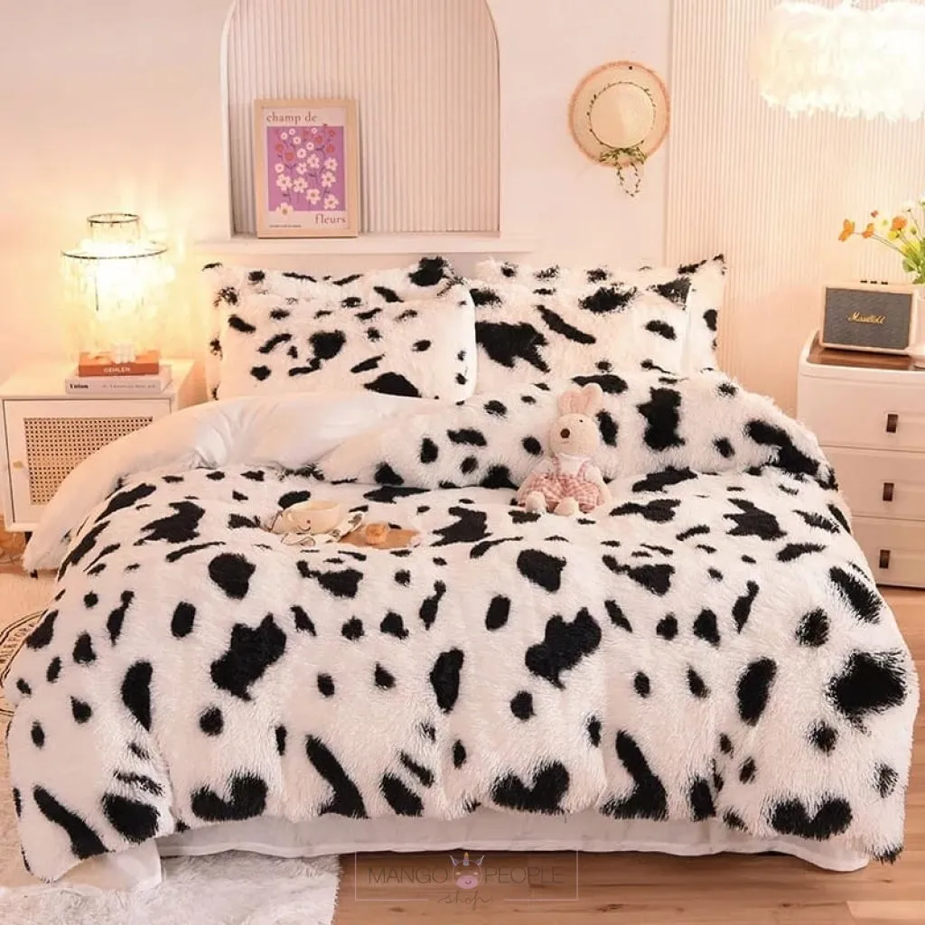 Comfy Cow Print Bedding Set