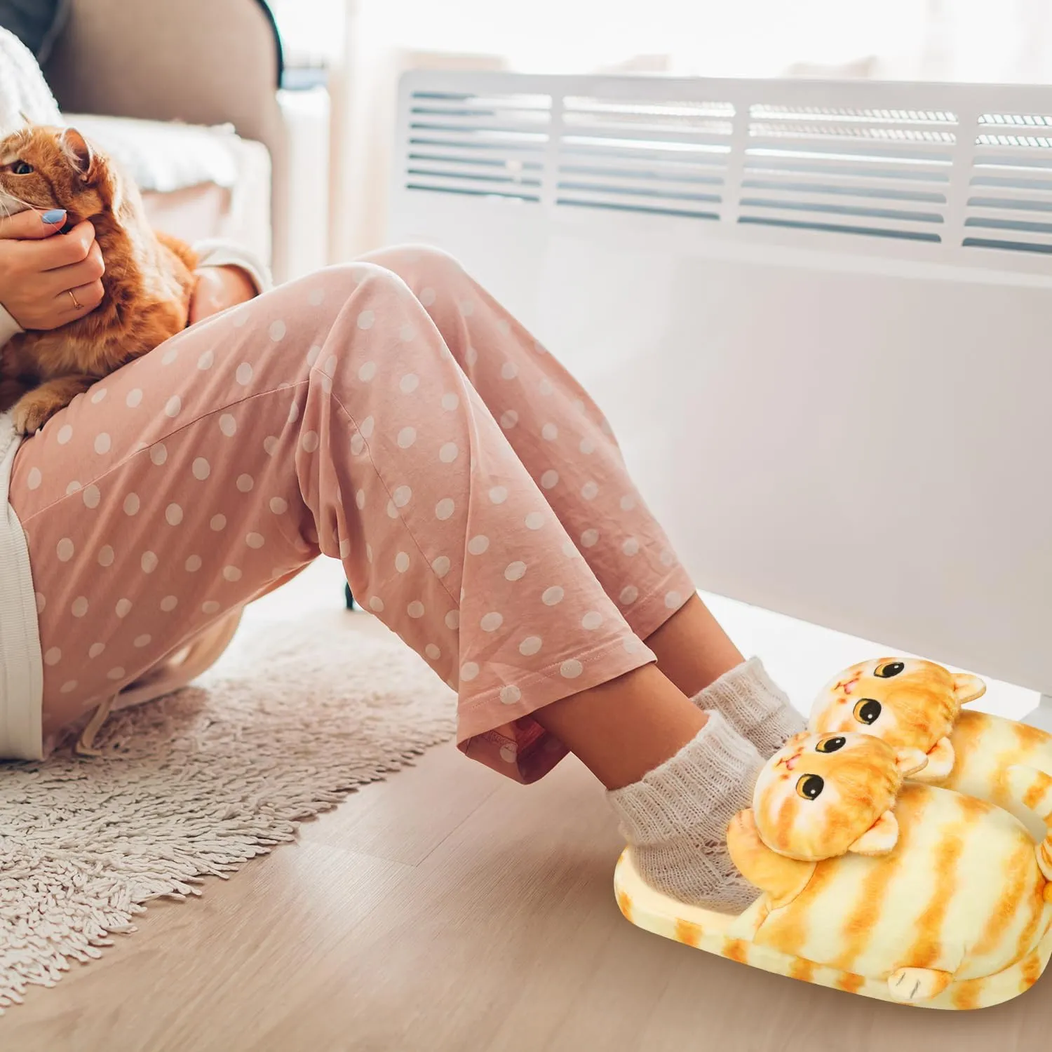 Cute Fuzzy Cat Slippers for Women Indoor and Outdoor, Funny Animal Winter Warm Memory Foam House Slippers, Gifts for Women and Cat lovers