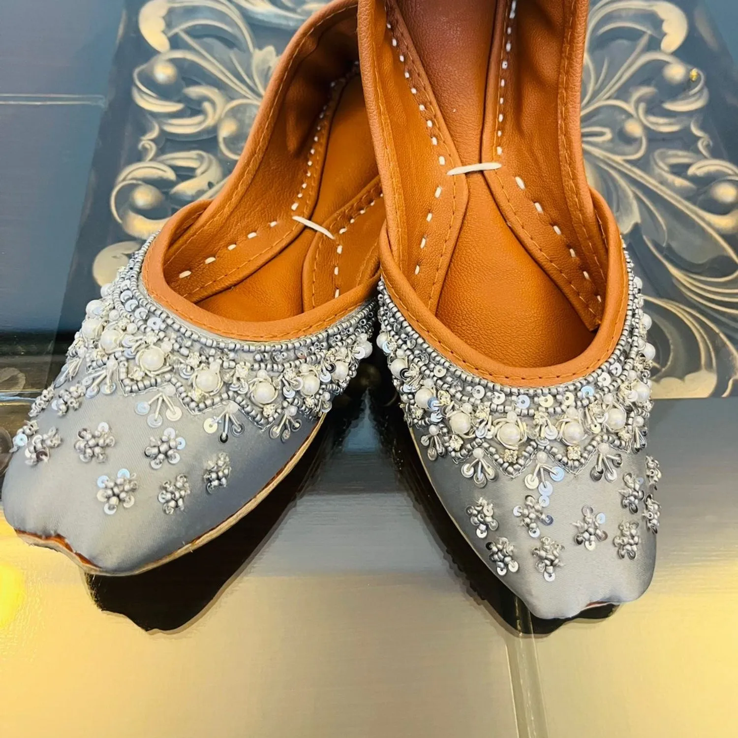 “Dastaan silver Grey”