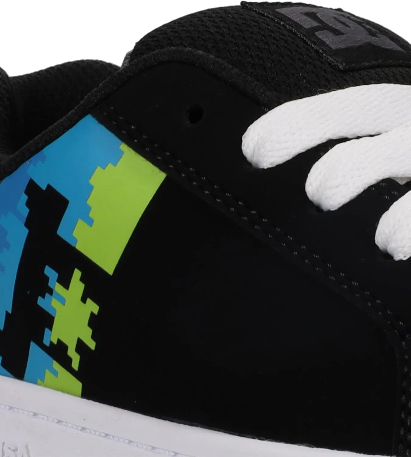 DC Shoes Boy's Court Graffik Skate Shoe