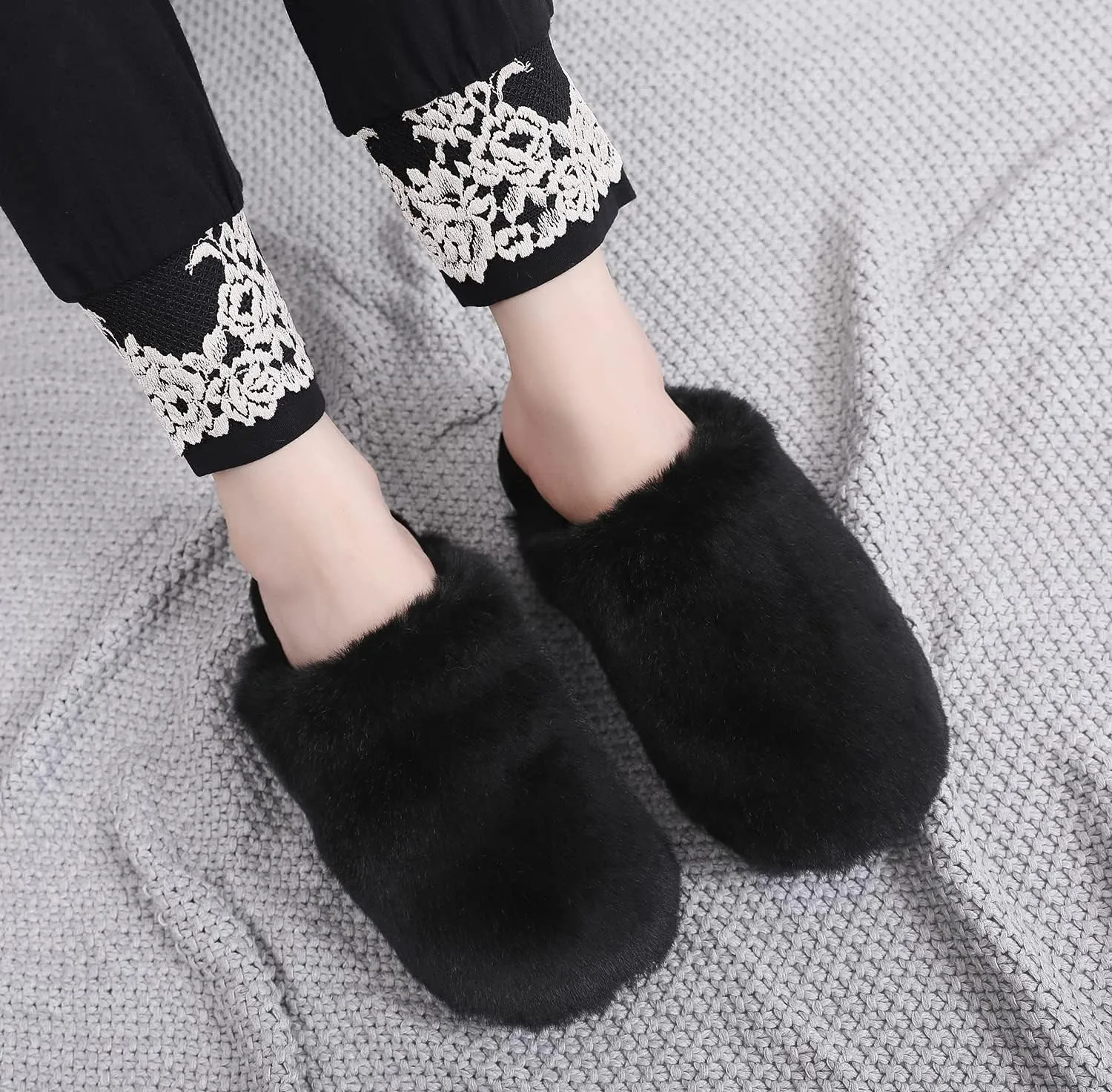 Densely Long-haired Lady’s Comfy Fuzzy Memory Foam Scuff Women’s Warm Plush Closed-Toe Comfortable Slippers