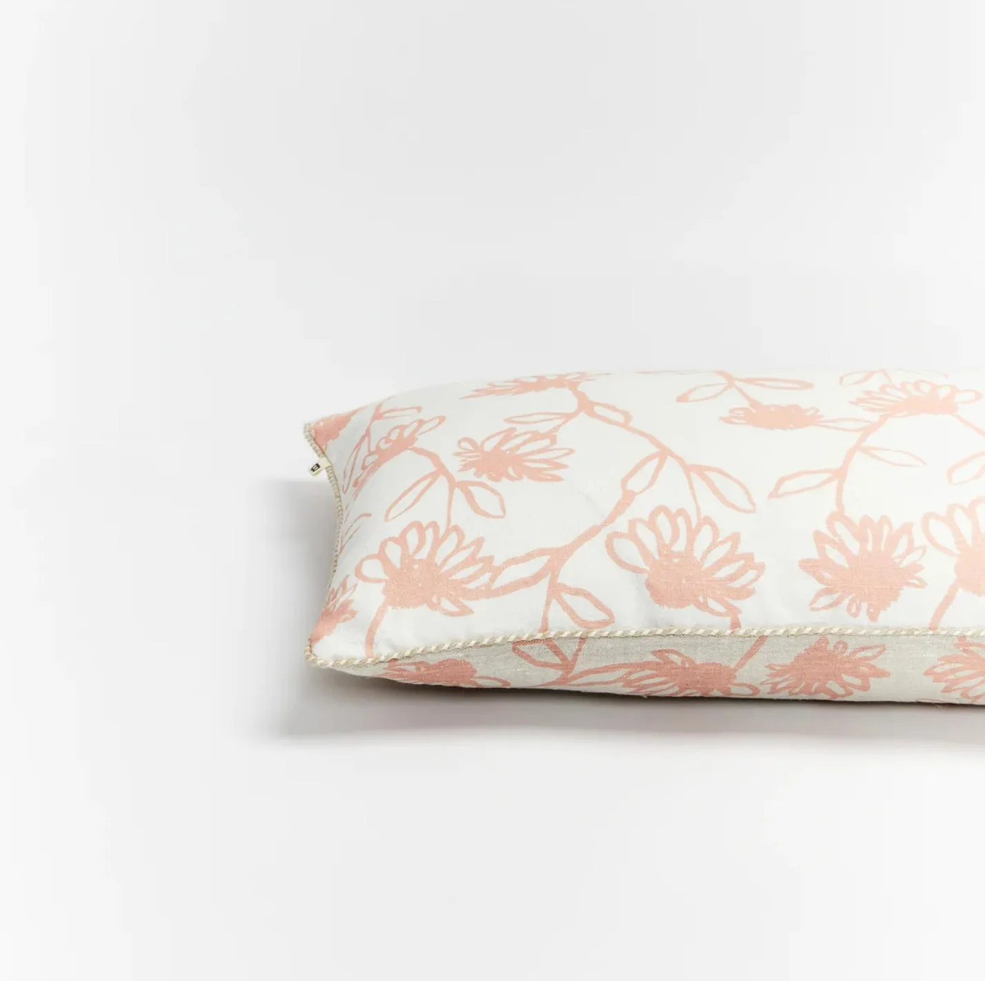 Echinacea Blossom 60x40cm Cushion