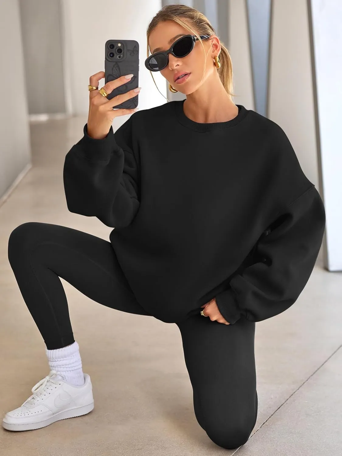 EFAN Womens Oversized Sweatshirts Hoodies Fleece Crewneck Sweaters Casual Tops Comfy Fall Fashion Outfits Winter Clothes 2025