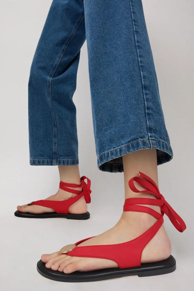 Flat Sandals for Women Strappy Sandals Comfortable Dressy Beach Flip Flop Slides Thong Sandals for Women with Metal Circular
