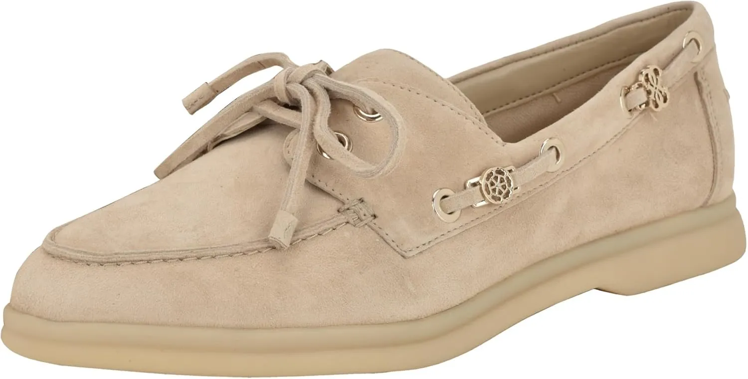 GUESS Women's Yomaya Boat Shoe