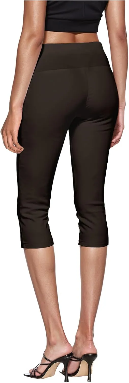 Hybrid & Company Womens Super Comfy Stretch Pull On Millennium Twill Capri Shorts