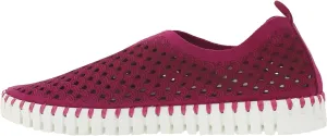 Ilse Jacobsen HORNBÆK Women's Tulip 139 Flat | Slip-On | Low-Top | Cerise | 38 EU/8 M US