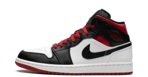 Jordan 1 Mid Gym Red Black Toe