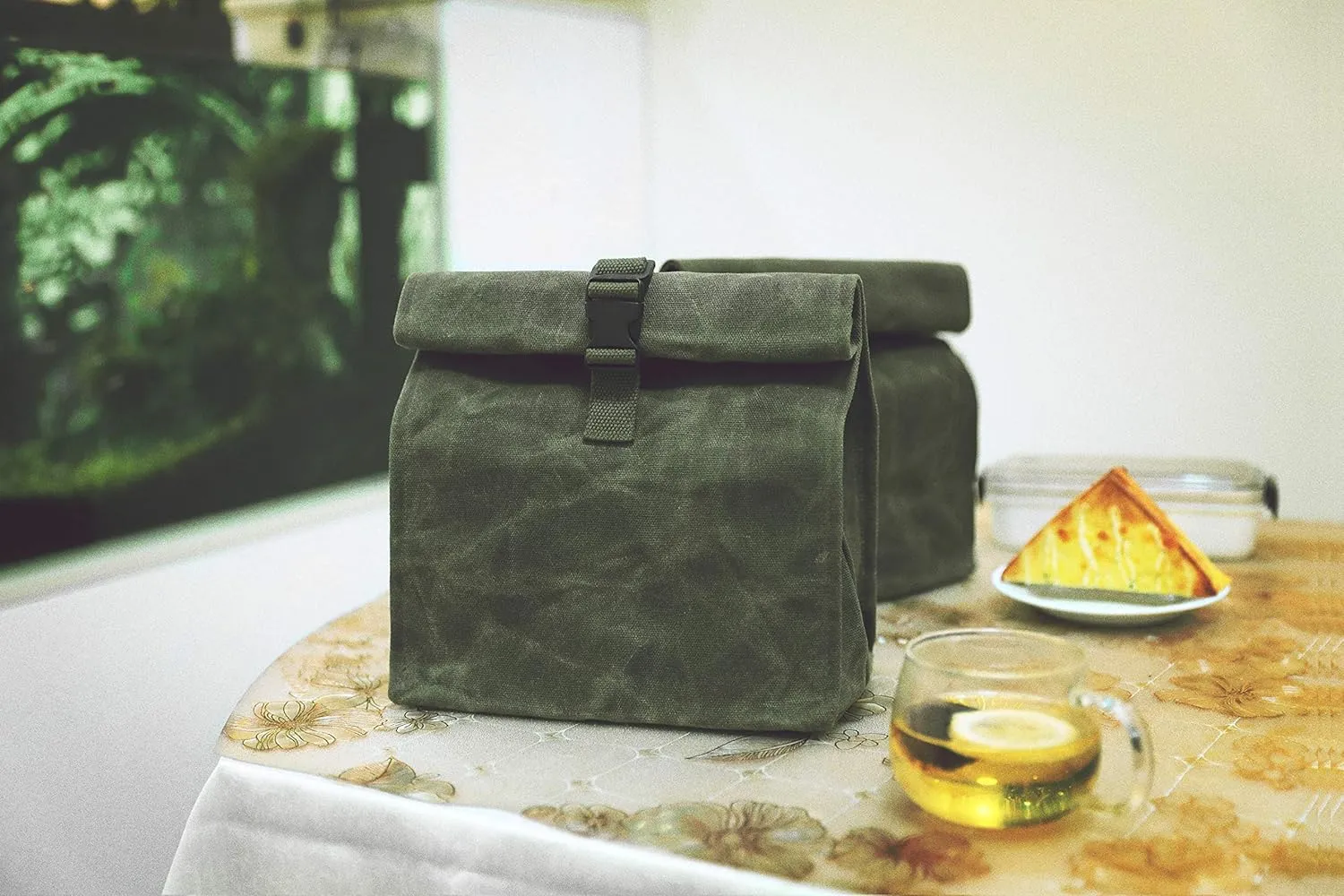 Kaaltisy Sustainable Waxed Canvas Lunch Bags Eco-friendly Reusable Lunch Box with Adjustable Buckle for Men Women, Green, Soft Handfeel