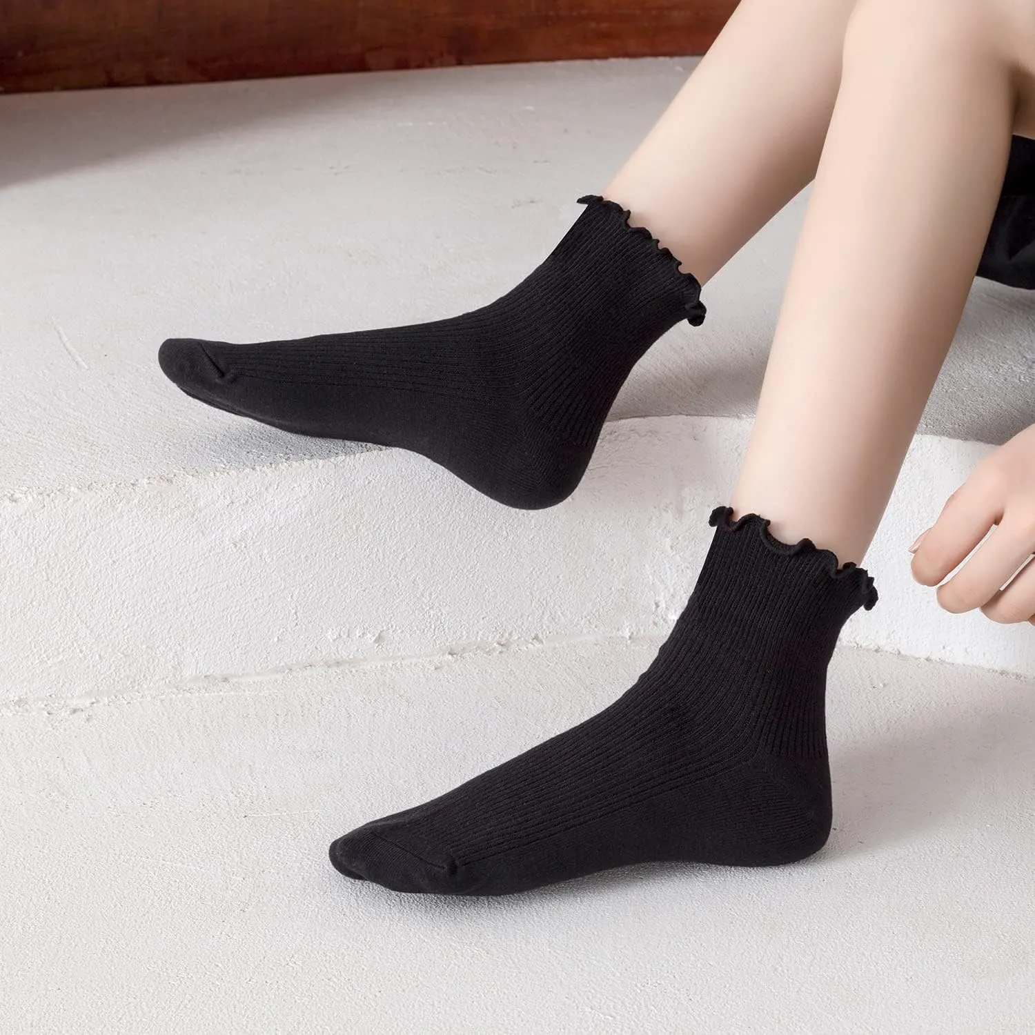 Mcool Mary 10 Pairs Womens Ruffle Socks,Casual Cute Ankle Socks Comfy Breathable Cool Knit Cotton Crew Frilly Sock for Women