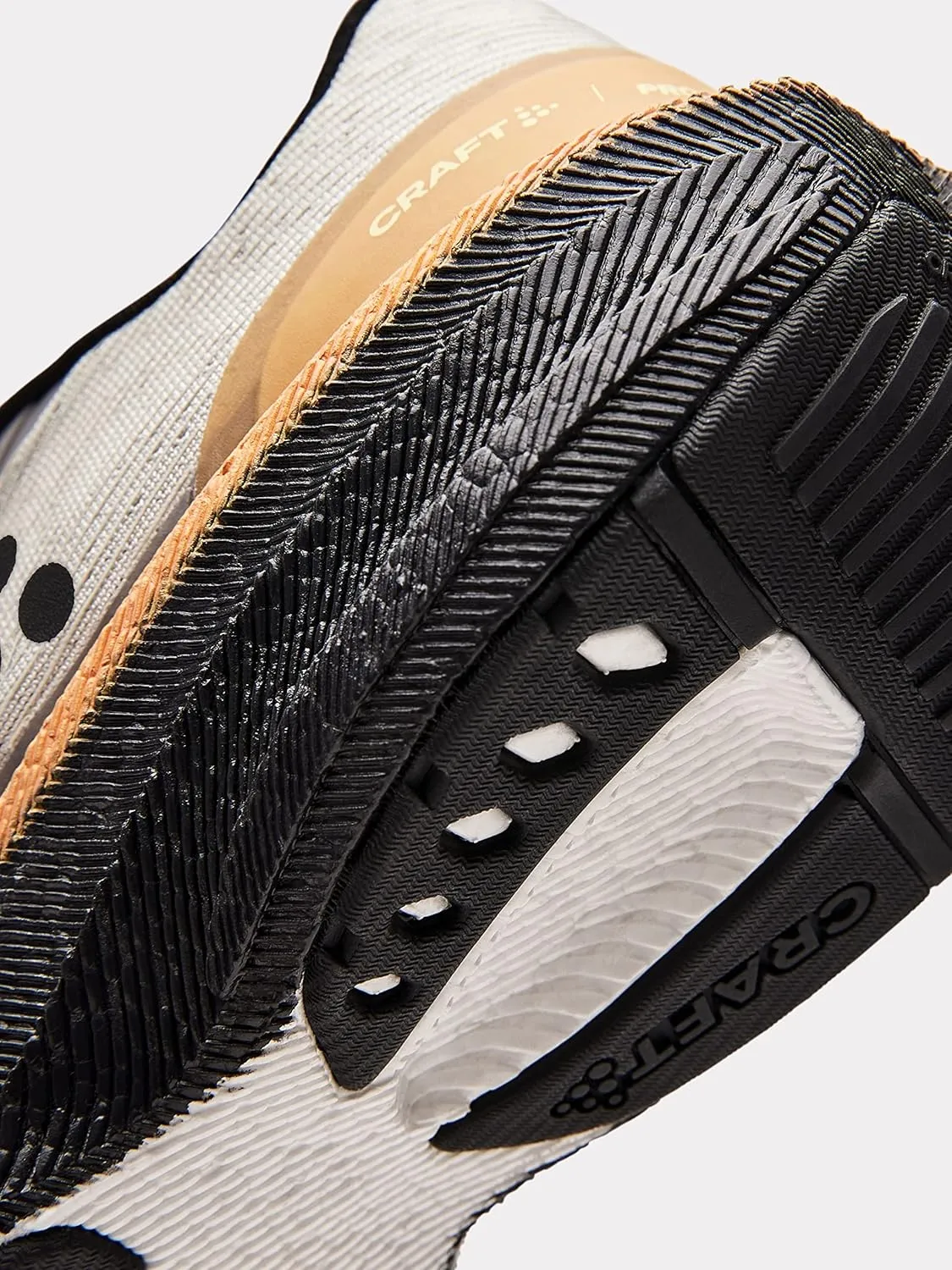 MEN'S ENDURANCE TRAIL RUNNING SHOE