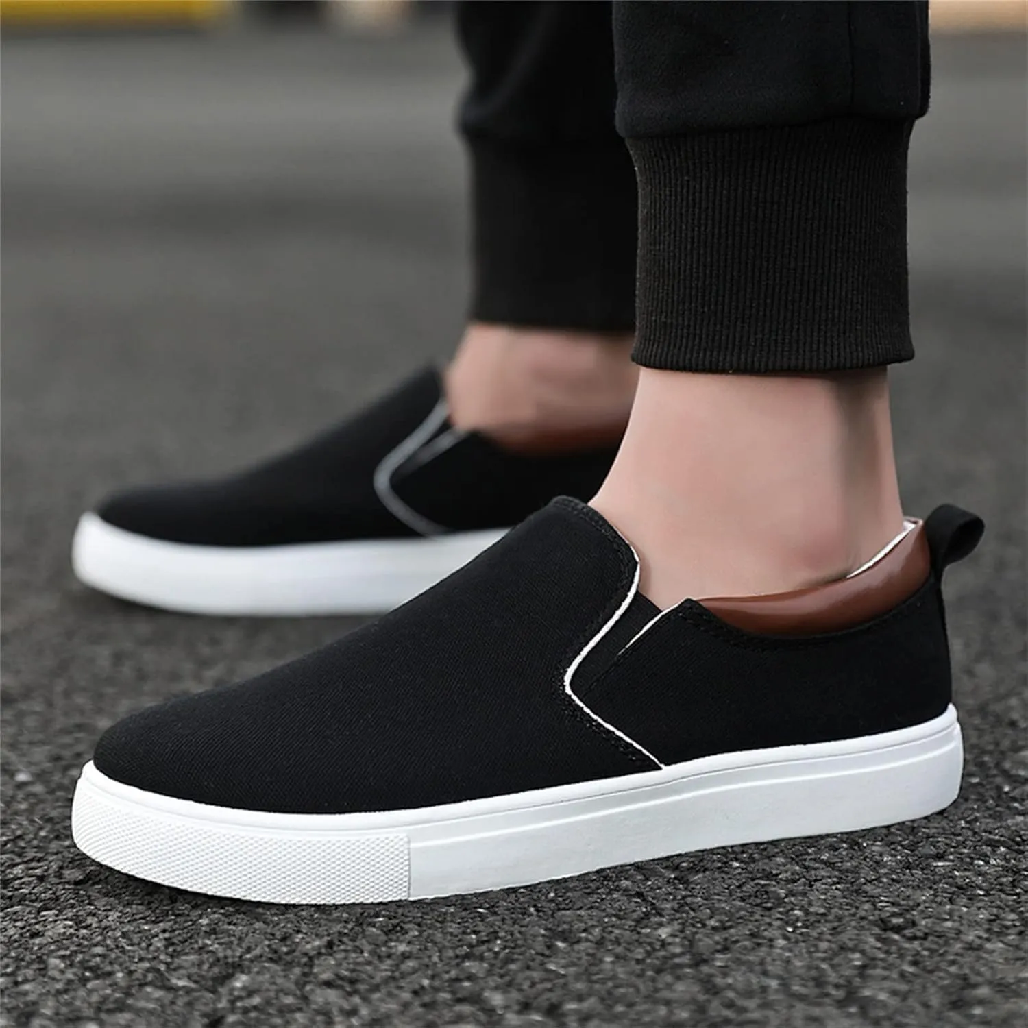 Men's Stretch Memory Foam Shoes Breathable and Light Outdoor Comfy Walking Shoe Business Casual Versatile Shoes