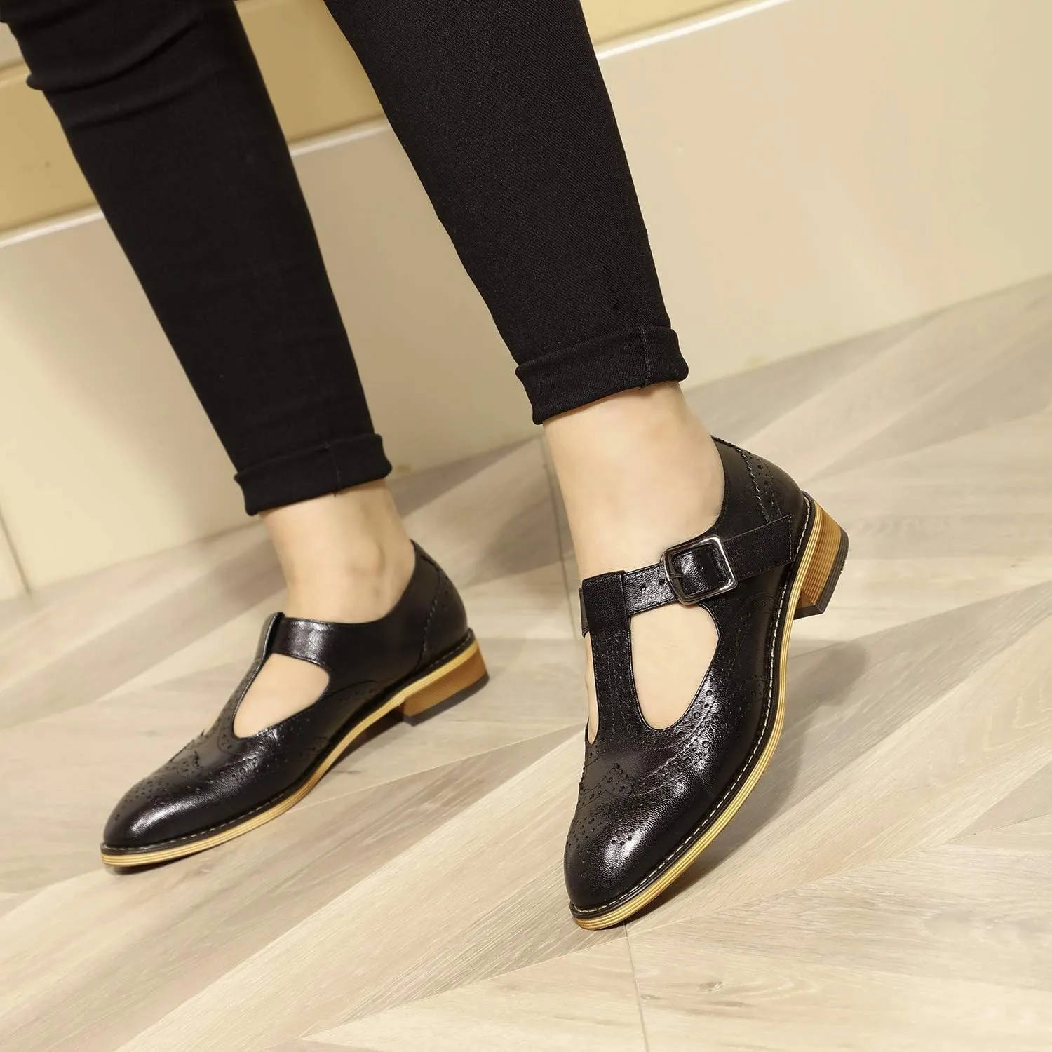 Mona flying Women's Classic Wingtip Oxfords Mary Jane T Strap Flat Leather Shoes for Ladies