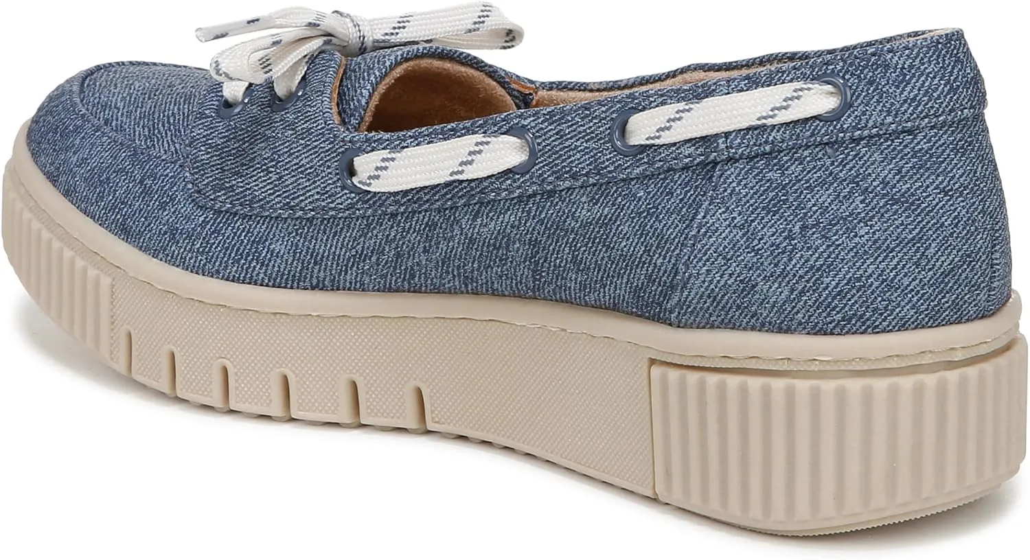 Naturalizer Women's Tia Boat Shoe