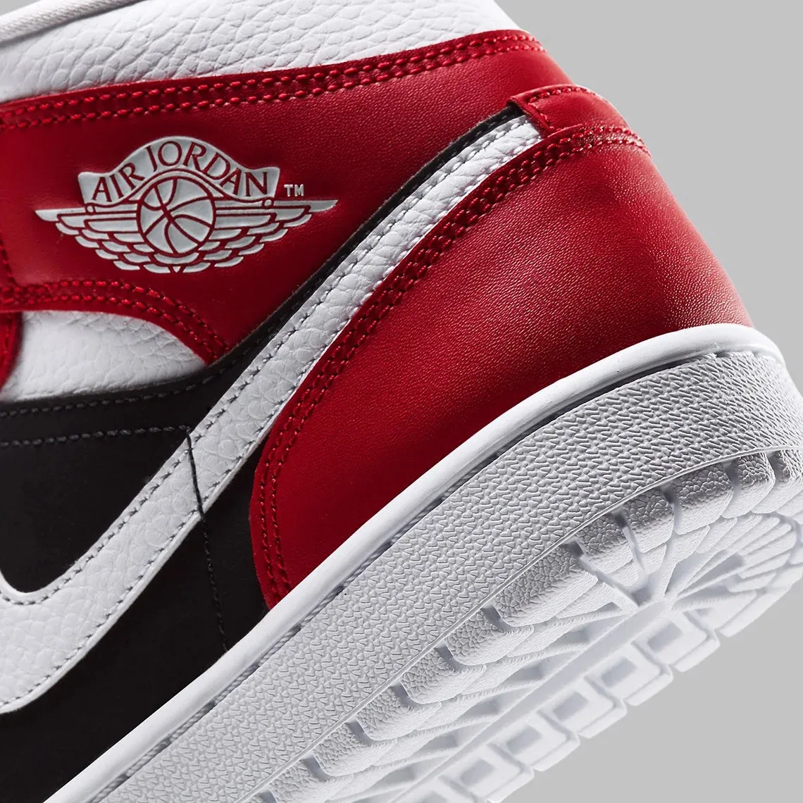 NIKE AIR JORDAN 1 MID 'GYM RED BLACK'