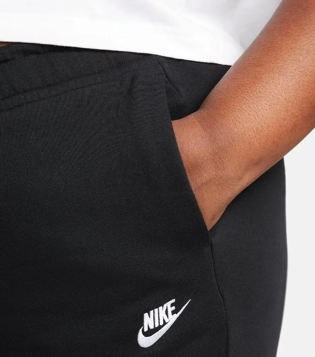 Nike Sportswear Club Fleece Women's Mid-Rise Plus Size Pants