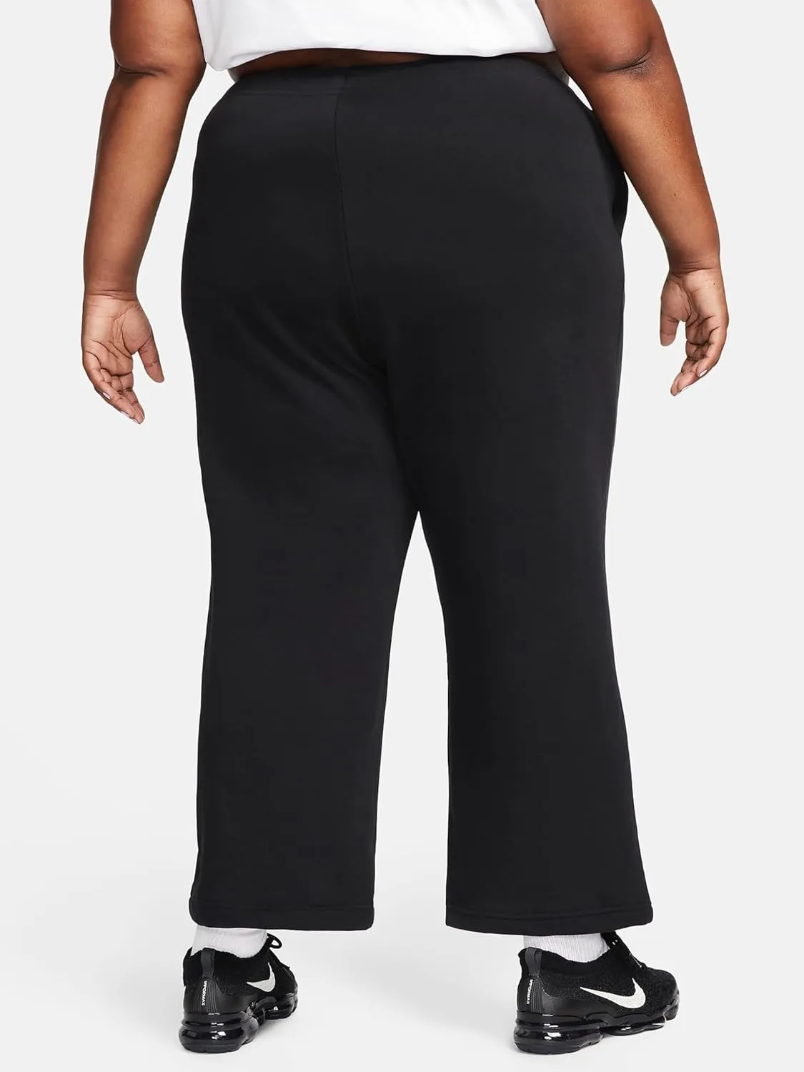 Nike Sportswear Club Fleece Women's Mid-Rise Plus Size Pants