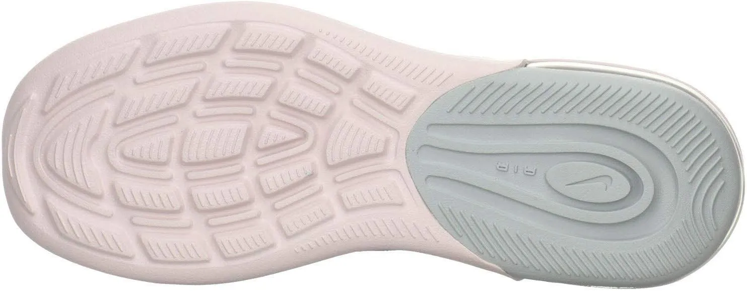 Nike Women's Gym Sneaker