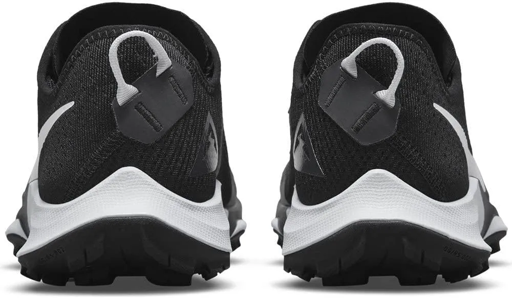 Nike Women's Gym Sneaker