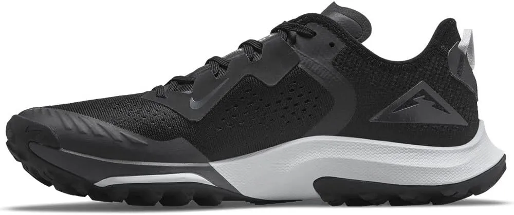 Nike Women's Gym Sneaker