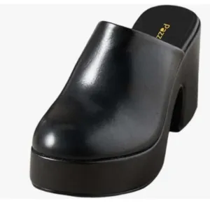 Pazzion Womens Comfy Thick Platform Closed Rounded Toe Clogs Mules Black Shoes