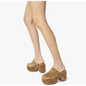 Pazzion Womens Comfy Thick Platform Closed Rounded Toe Clogs Mules Goldenrod