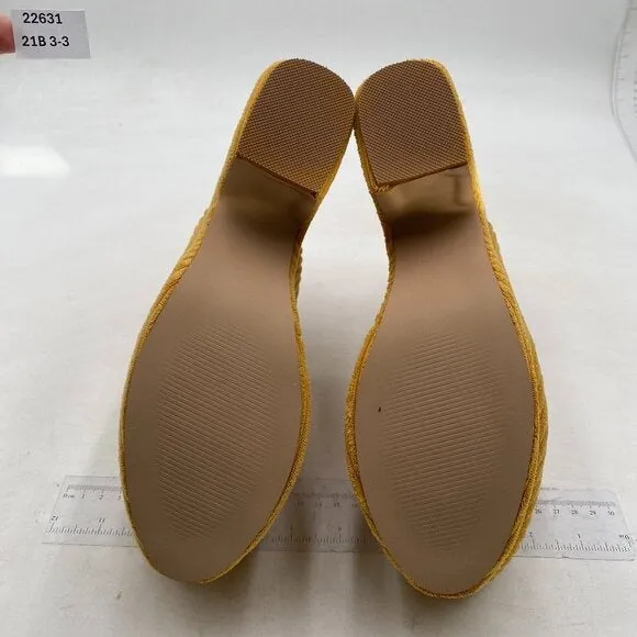 Pazzion Womens Comfy Thick Platform Closed Rounded Toe Clogs Mules Goldenrod