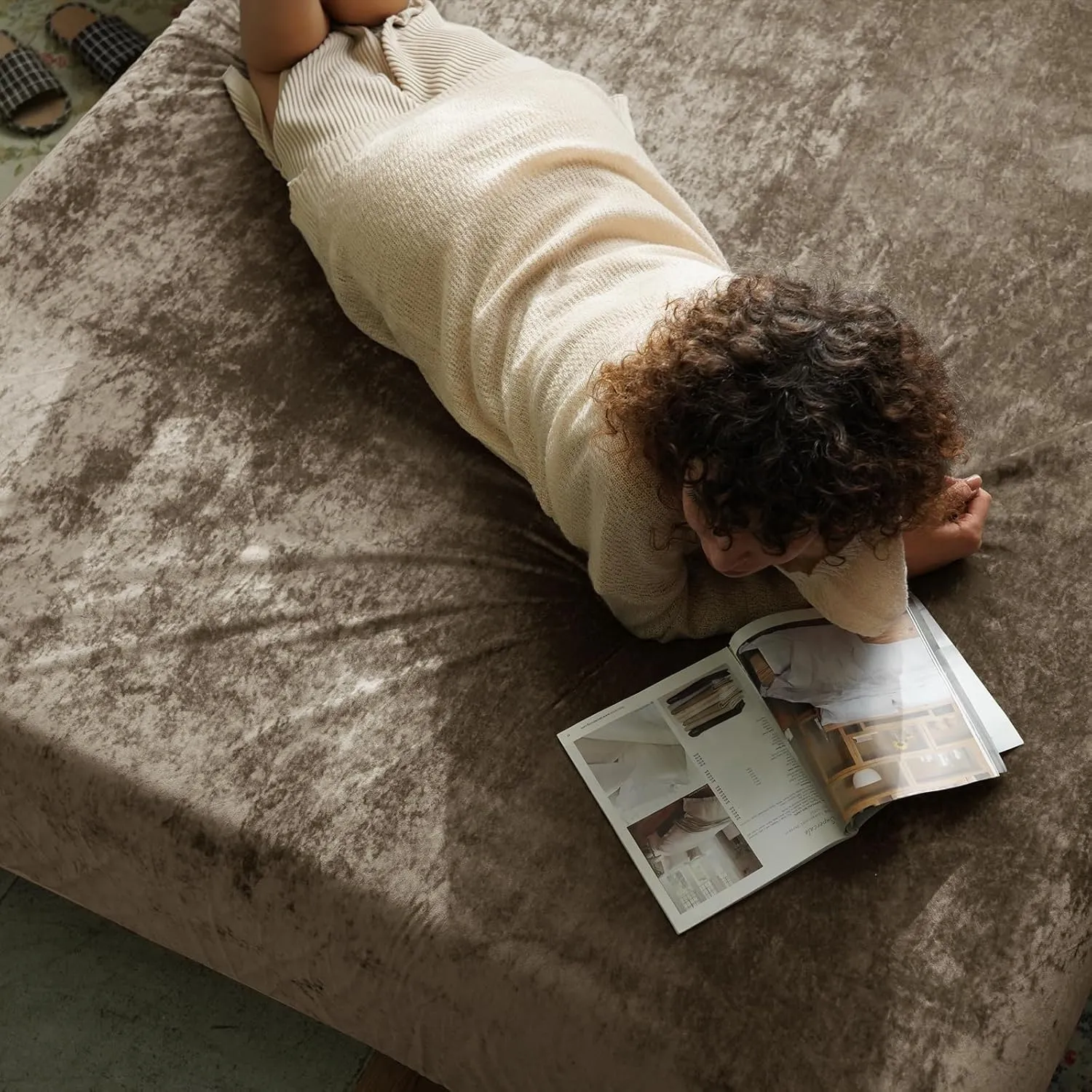 PHF Truly Velvet Fitted Sheet Only Queen Size, Luxury Super Soft Cozy Comfy Fleece Bottom with 15" Deep Pocket,Suitable for Fall Winter and Spring, No Pillowcases, Khaki