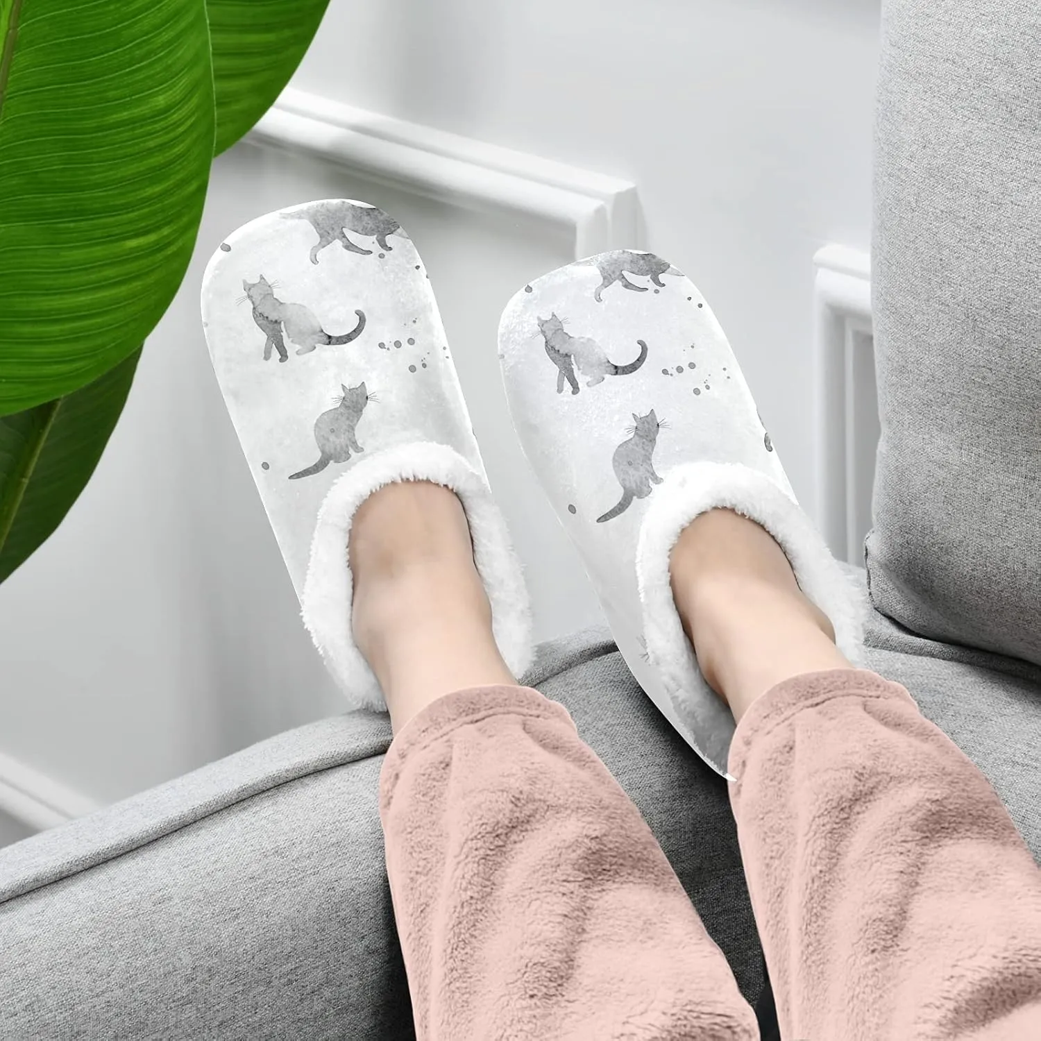 Poeticcity Unisex Fuzzy House Slippers, Warm Fur Lining Shoes, Non-Slip Memory Foam Slippers M-XXL