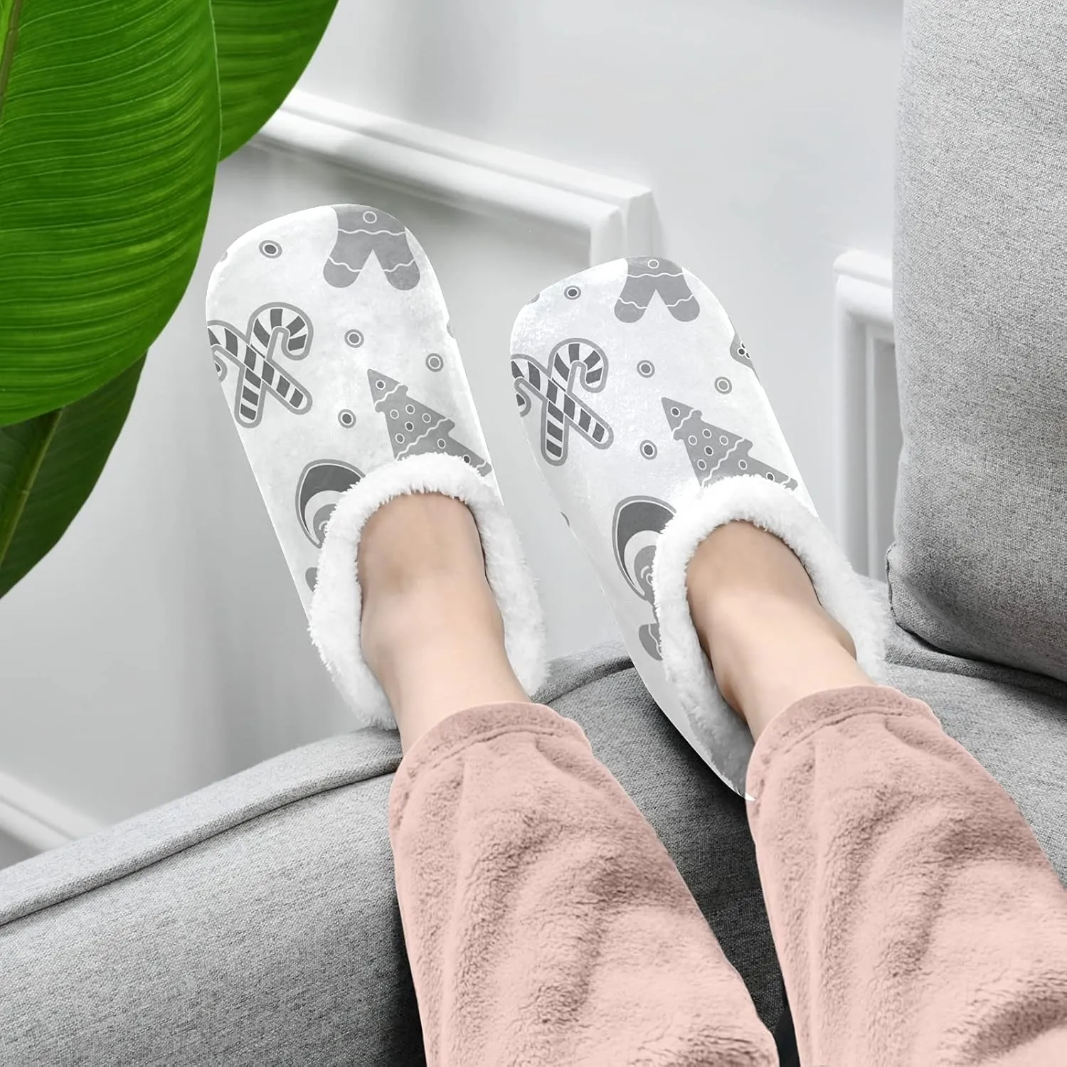Poeticcity Unisex Fuzzy House Slippers, Warm Fur Lining Shoes, Non-Slip Memory Foam Slippers M-XXL
