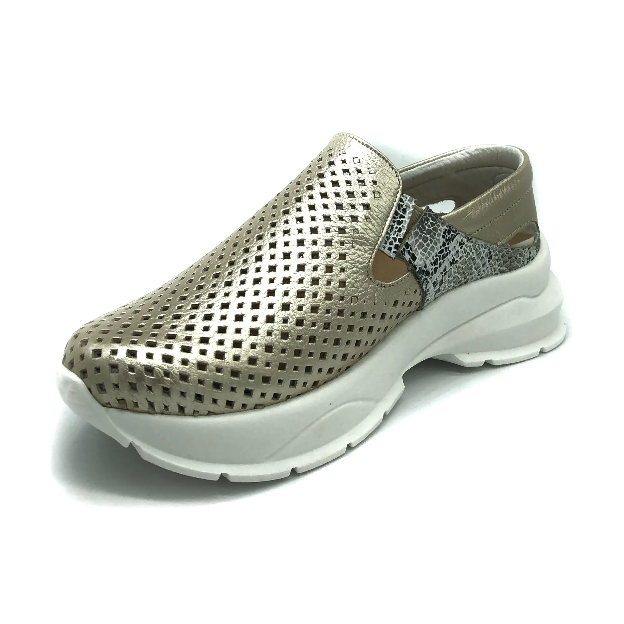 "Runa" Slip-On Leather Shoes