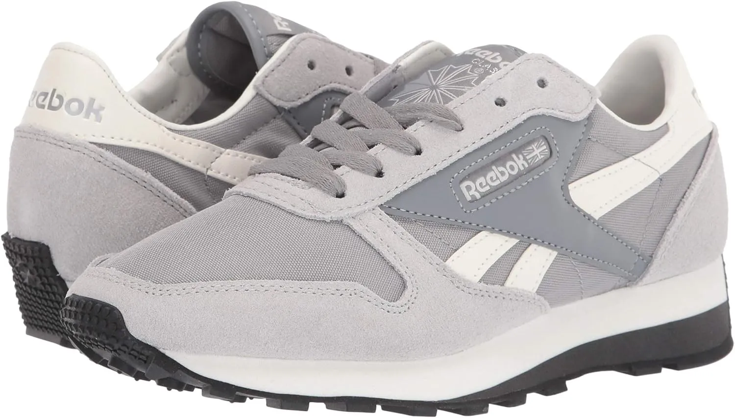 Reebok Unisex-Adult Classic Leather (Legacy) Sneaker