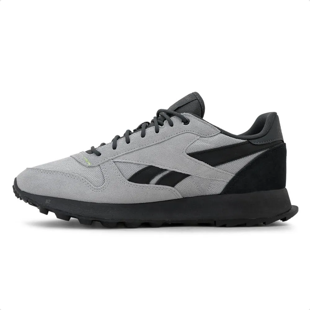 Reebok Unisex-Adult Classic Leather Sneaker